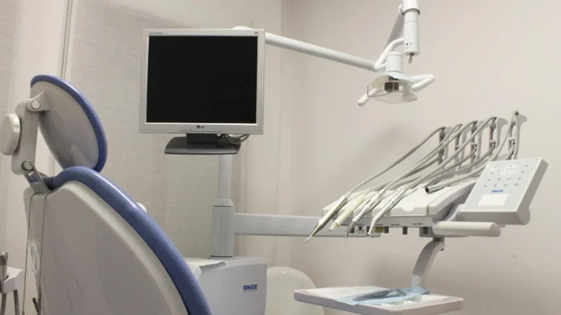 Bonding zębów – nowoczesne technologie w gabinetach dentystycznych na Mokotowie i w Warszawie
