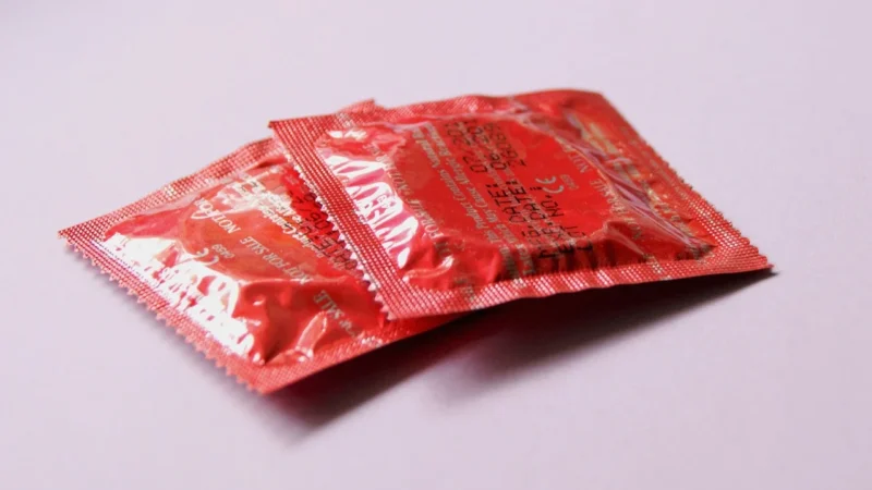 Durex Czerwone: Przewodnik po Prezerwatywach dla Poprawy Zdrowia