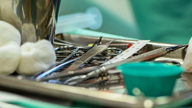 Narzędzie chirurgiczne – funkcja i znaczenie w medycynie zabiegowej